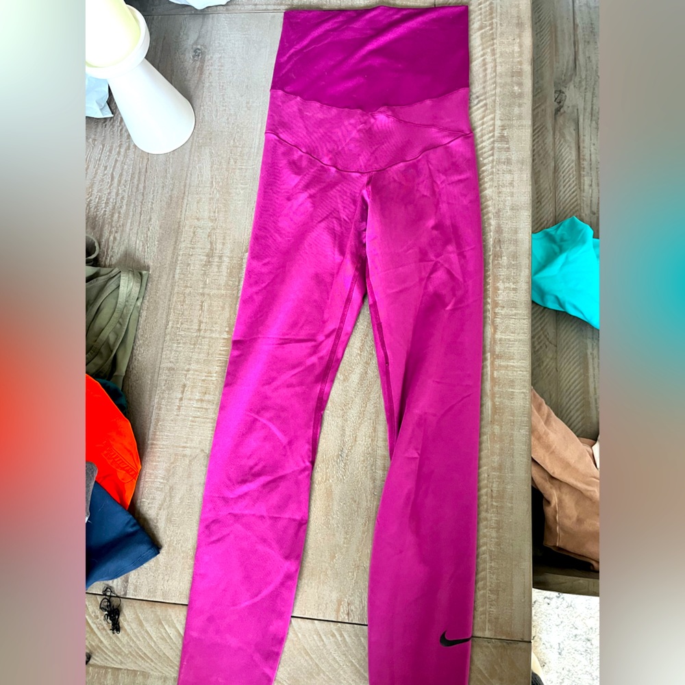 Nike Dri-Fit maternity leggings CS